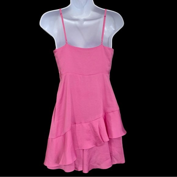 Express Ruffle Romper Size XS - Picture 2 of 11